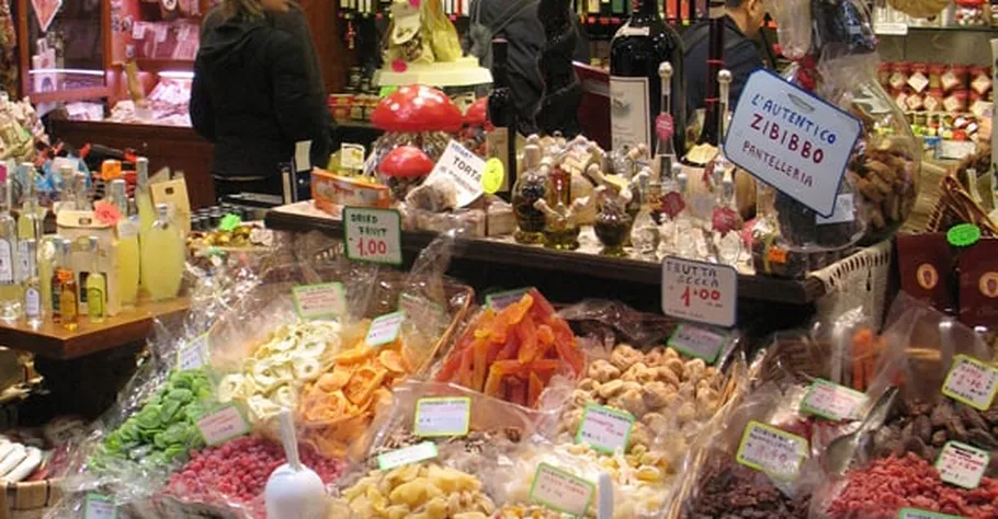 Italian culture Florence market